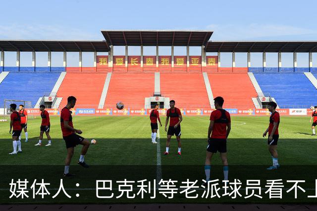媒体人：巴克利等老派球员看不上詹姆斯抱团 冠军含金量不同